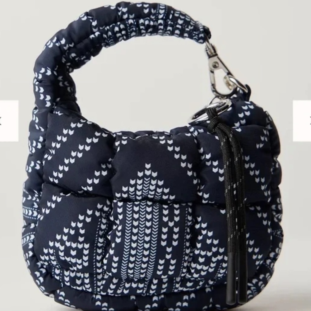 NWT FP MOVEMENT BY FREE PEOPLE PRINTED MICRO POUCH